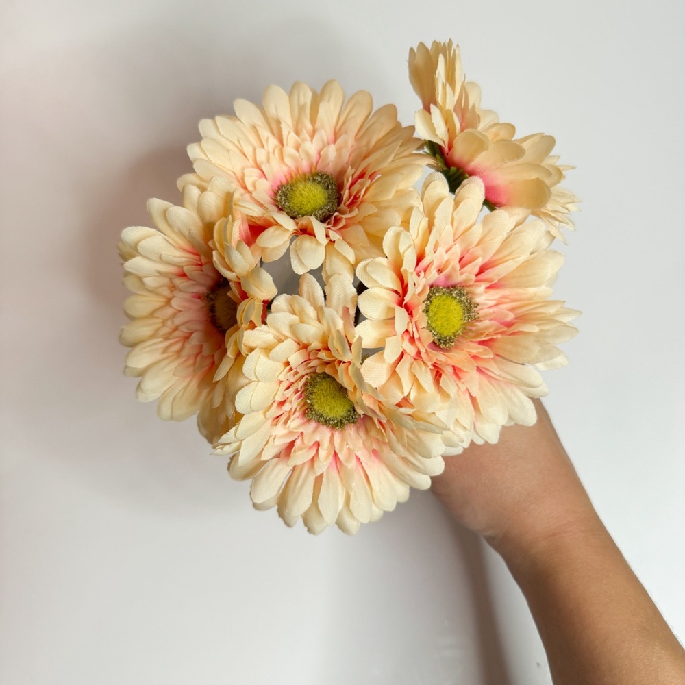 Faux Floral Bundle - 5 Stems